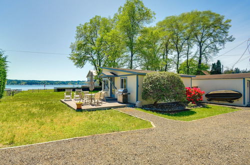 Photo 9 - Waterfront Hood Canal Cottage: Steps to the Beach