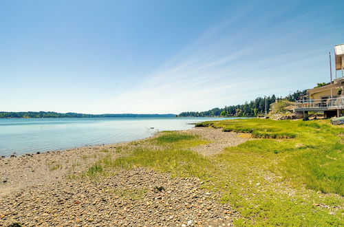 Photo 23 - Waterfront Hood Canal Cottage: Steps to the Beach