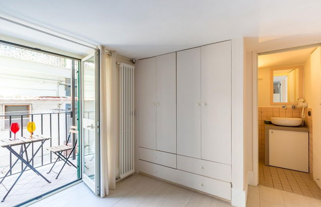 Cool Flat at Via dei Mille by Napoliapartments - Foto 20