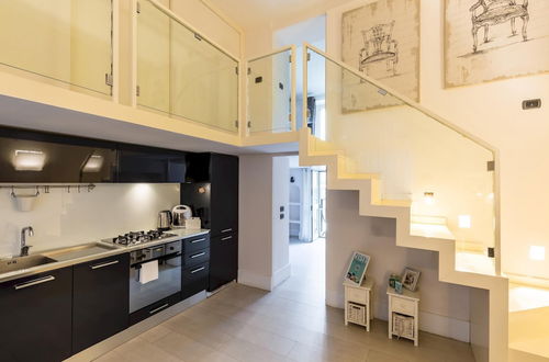 Photo 19 - Cool Flat at Via dei Mille by Napoliapartments