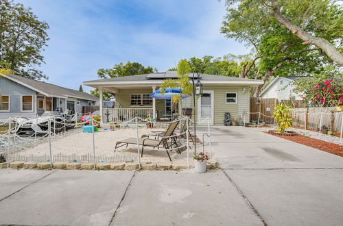 Photo 27 - Colorful Clearwater Home ~ 5 Mi to the Beach