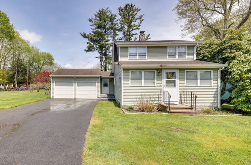 Photo 18 - Charming Old Saybrook Home: Half-mi to Sand & Sea