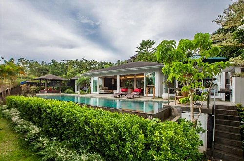 Photo 17 - Luxury 3BR Kahuripan Villa