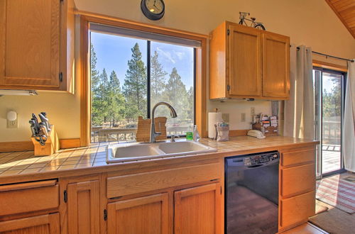 Foto 9 - Pet-friendly Sunriver Home: Hot Tub+8 Sharc Passes