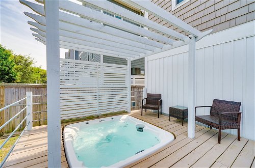 Foto 41 - Modern Surf City Beach House w/ Hot Tub
