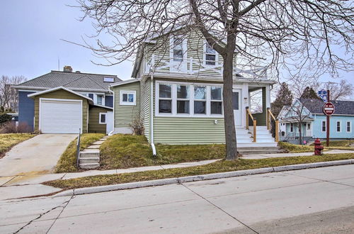 Photo 17 - Family-friendly House: Walk to Lake Michigan