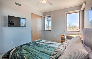 Foto 3 - Modern Desert Dwelling w/ Panoramic Views