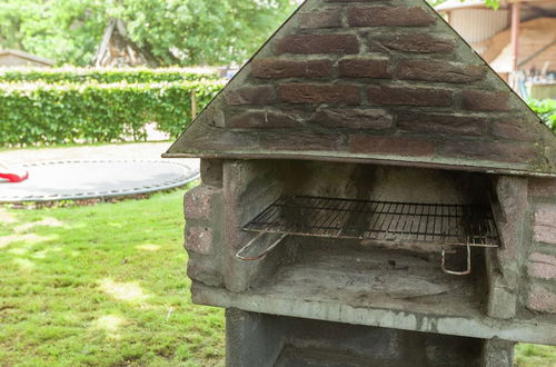 Photo 14 - Quaint Chalet in Uden With Terrace