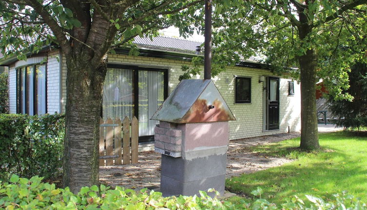 Photo 1 - Quaint Chalet in Uden With Terrace