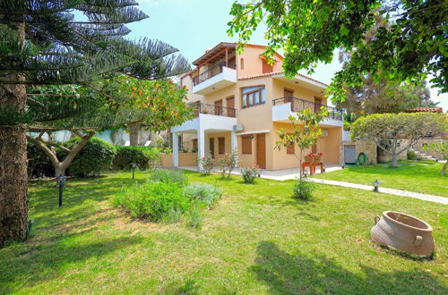 Photo 25 - Villa Karteros with private pool