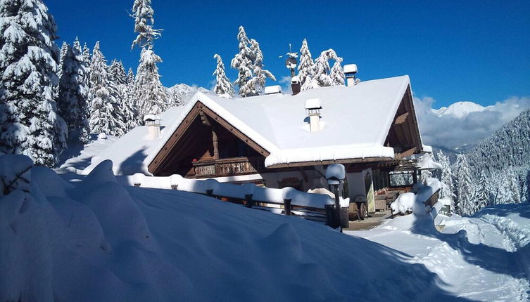 Photo 1 - Quaint Alpine hut in the Stubaital With Sauna