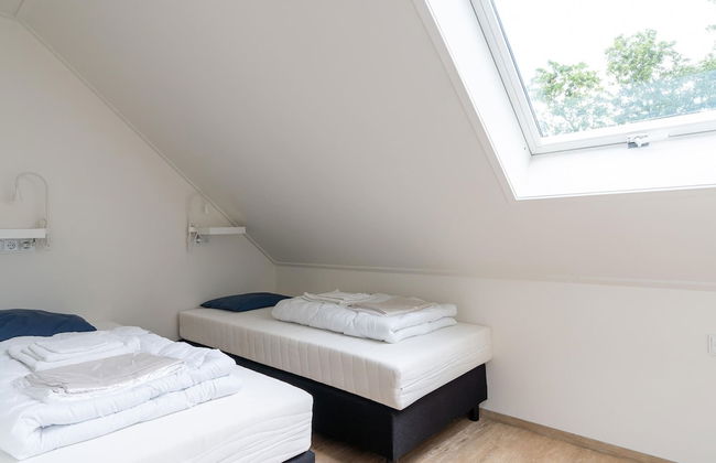Beautiful Apartment on Ameland Near Nes - Photo 10