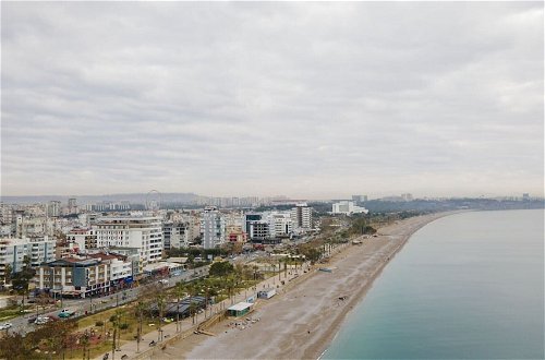 Foto 1 - Flat With Terrace Next to Konyaalti Beach