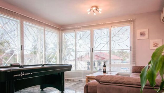 Holiday rental in Havana with swimming pool and garden - Photo 2