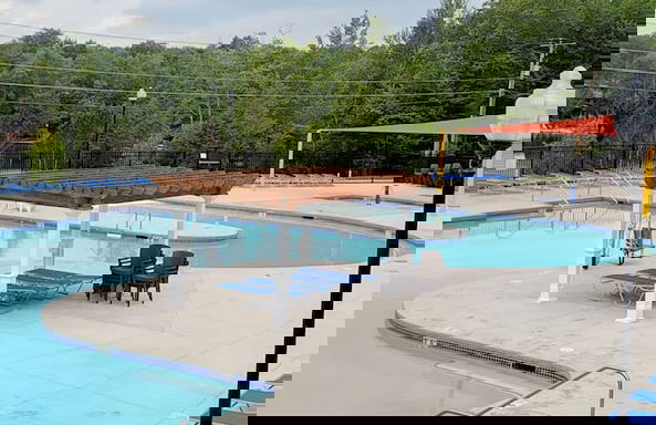 2900sqft villa near ski & snowboarding - Photo 31