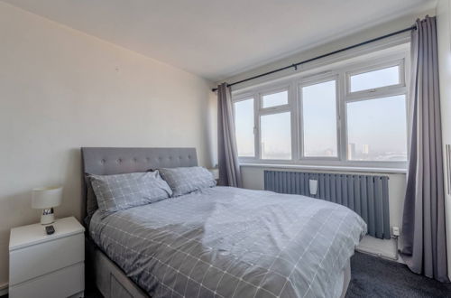 Foto 9 - Scenic and Unique 2 Bedroom - Hackney Central