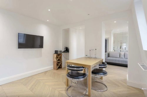 Foto 4 - Elegant 1 Bedroom Apartment in South Kensington