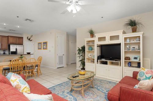 Photo 3 - Two Bedroom Condo - Short Walk to the Beach