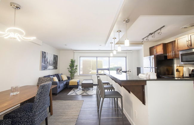 Luxurious 1bdrm Apartment With Parking and Wi-fi - Foto 16