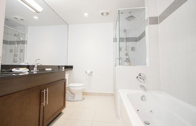 Luxurious 1bdrm Apartment With Parking and Wi-fi - Foto 3