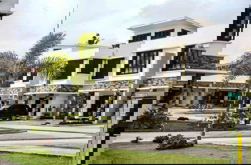 Photo 23 - Tumon Belair