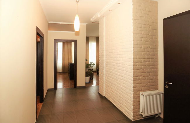 Two BR apt for family travelers - Photo 24