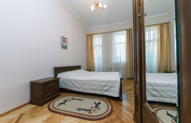 Alma Apartments - Photo 6