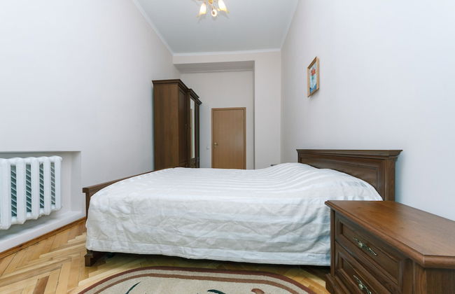 Alma Apartments - Photo 3