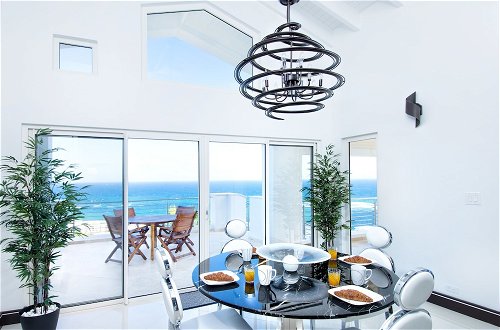 Photo 13 - Paradiso by Island Properties Online