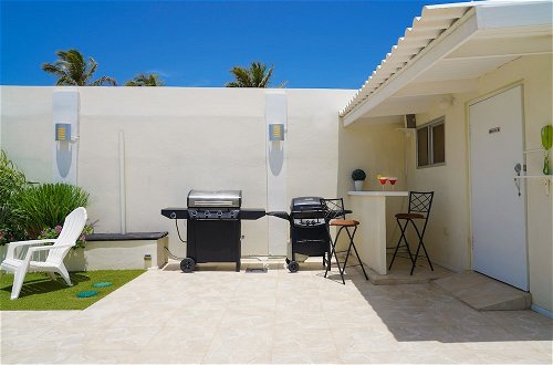 Foto 5 - Palm Beach Stunning Villa 13-beds 10-baths -26ppl