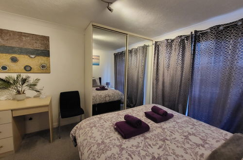 Foto 7 - Captivating 2-bed Apartment in Southend-on-sea