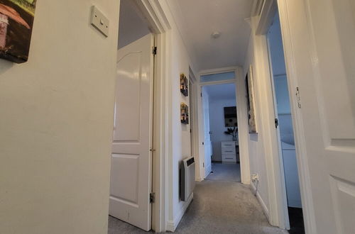 Photo 17 - Captivating 2-bed Apartment in Southend-on-sea