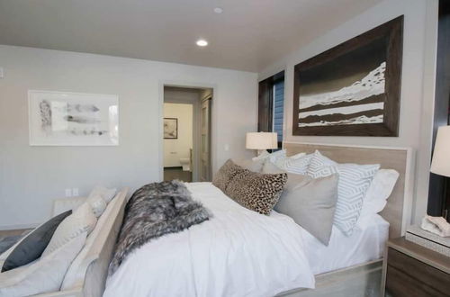 Photo 2 - Main Street Townhome by Park City Vacations