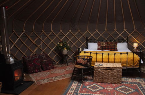 Foto 8 - Stunning Premium Yurt in Kelburn Estate Near Largs