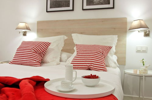 Foto 9 - Feelathome Madrid Suites Apartments
