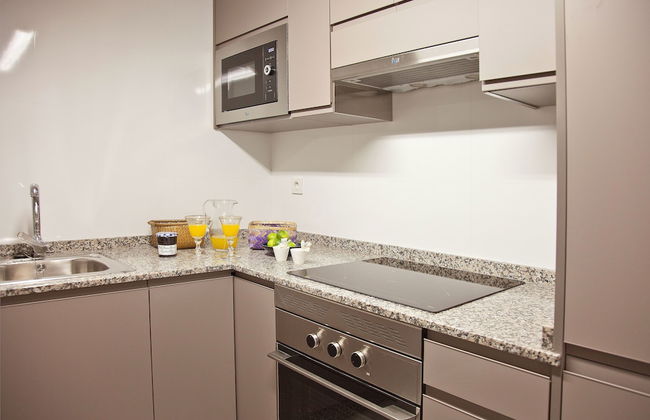Feelathome Madrid Suites Apartments - Foto 32