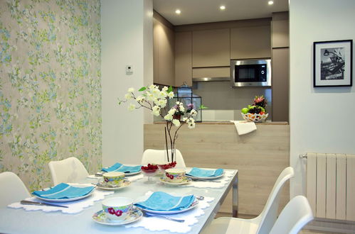 Photo 22 - Feelathome Madrid Suites Apartments