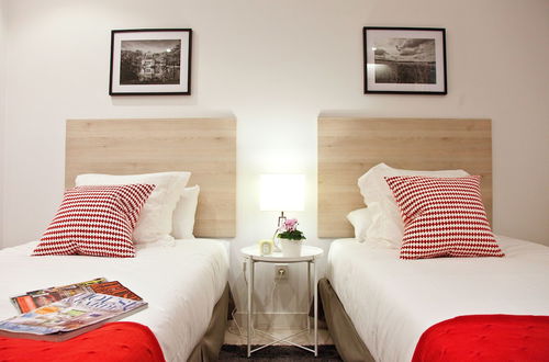 Photo 11 - Feelathome Madrid Suites Apartments