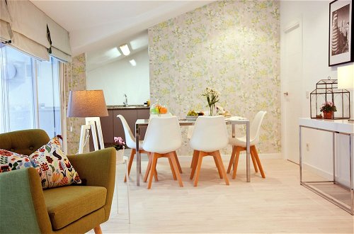 Foto 45 - Feelathome Madrid Suites Apartments