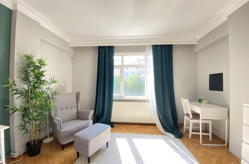 Photo 5 - Lovely Flat With Central Location in Fatih