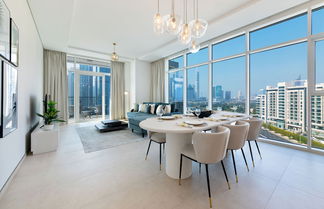 Photo 1 - Maison Privee - Tranquil Apt w/ Mesmerizing Views Cls to Marina