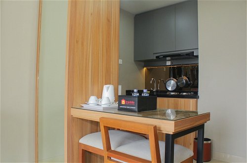 Photo 6 - Wonderful 1Br Apartment At Mustika Golf Residence