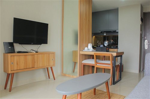 Photo 12 - Wonderful 1Br Apartment At Mustika Golf Residence
