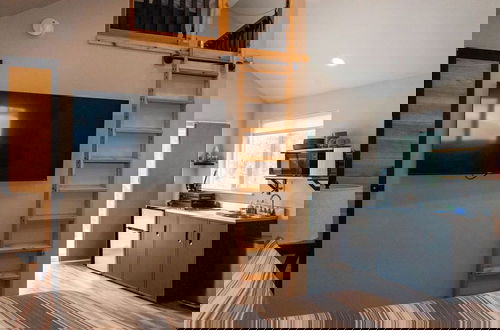 Photo 3 - Rogue River Resort