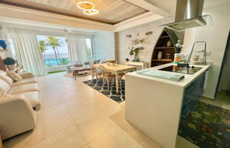 Foto 1 - 2 Bedroom At The Marbella Towers Beachfront