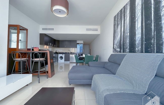 Luxurious Loft with stunning views Dubai - Photo 13