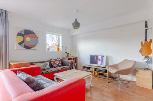 Photo 13 - Serene 1 Bedroom Flat Near Canary Wharf