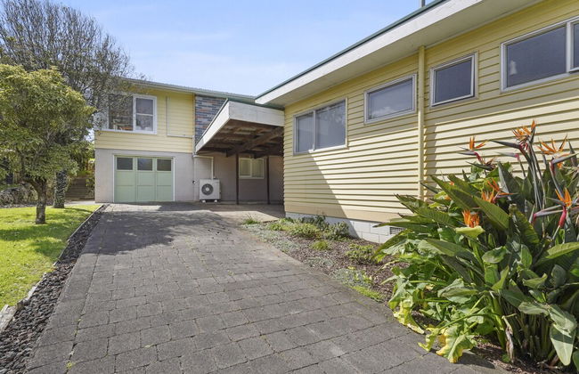 Dazzling Mairangi Bay Retreat Sea Views - Photo 39