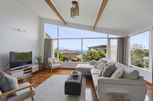 Photo 25 - Dazzling Mairangi Bay Retreat Sea Views