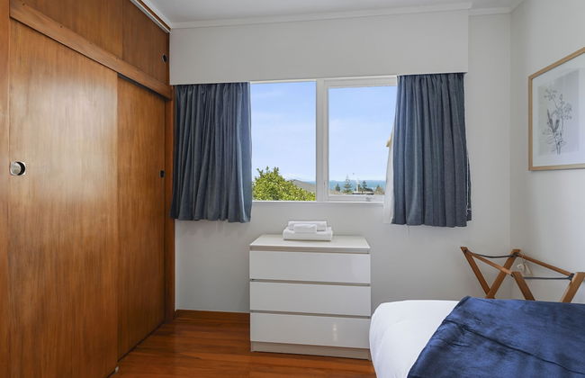 Dazzling Mairangi Bay Retreat Sea Views - Photo 5